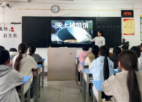 团支部2.jpg