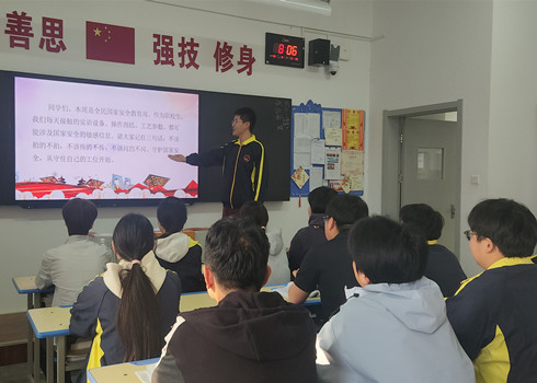 2.3团支书30秒_副本.jpg