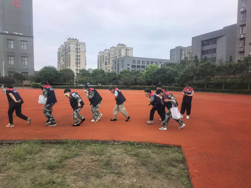 1758268931112666.jpg 2.jpg