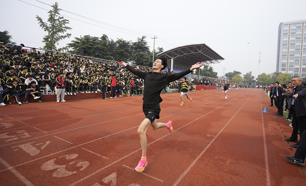 1762222667549188.jpg 10.jpg