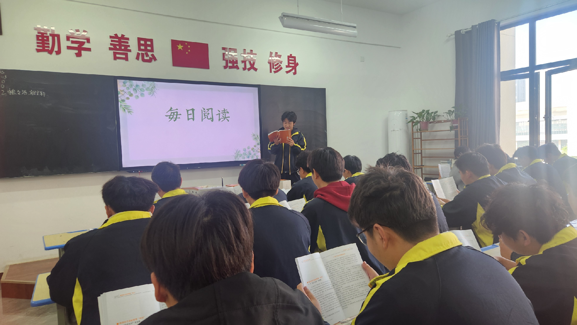 1776236576189898.jpg 1776236576189898.jpg