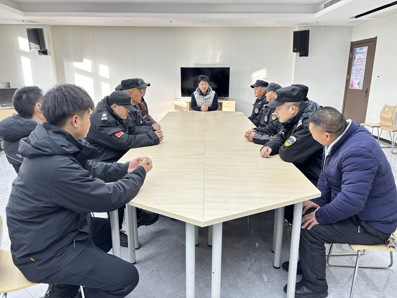 安保会议_副本.jpg 安保会议_副本.jpg